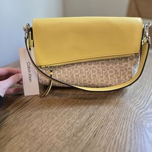 NWT Calvin Klein Yellow Signature Logo Crossbody